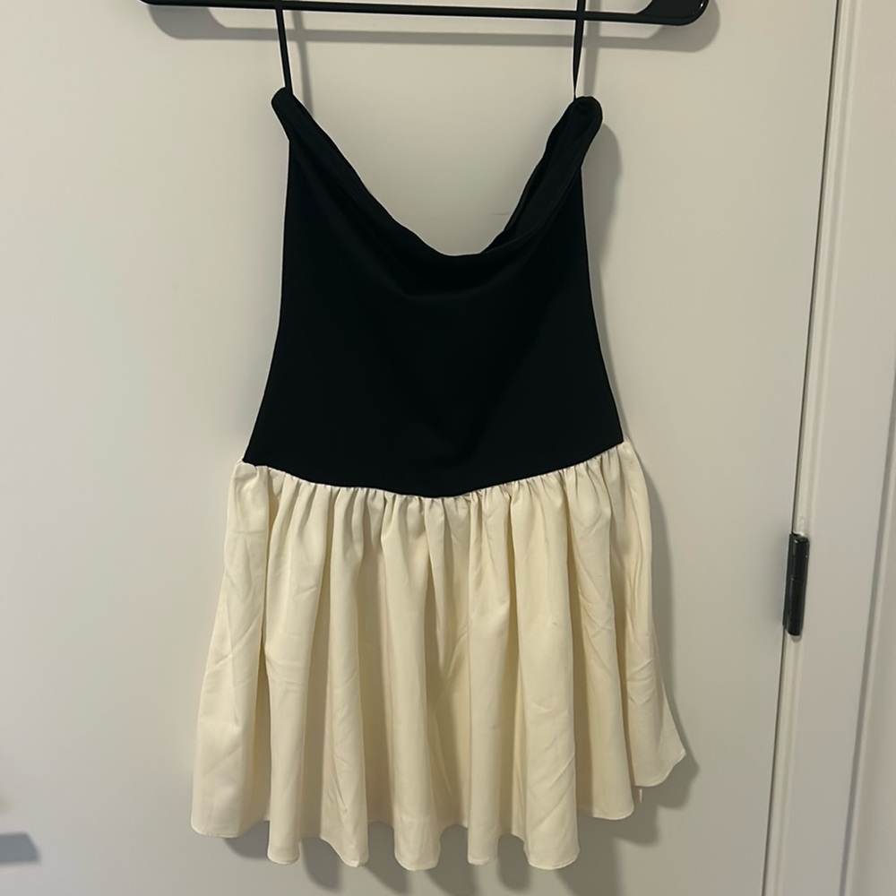 Strapless women’s dress